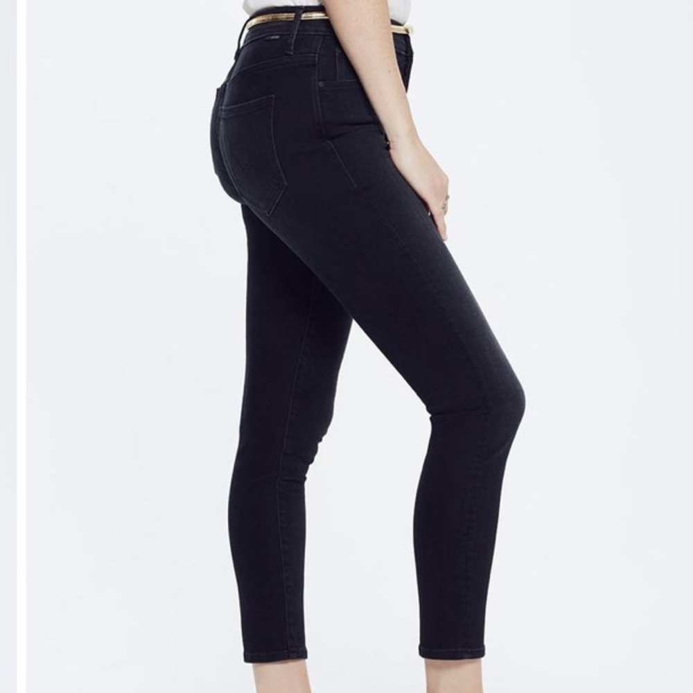 Mother Denim The Stunner Crop 28